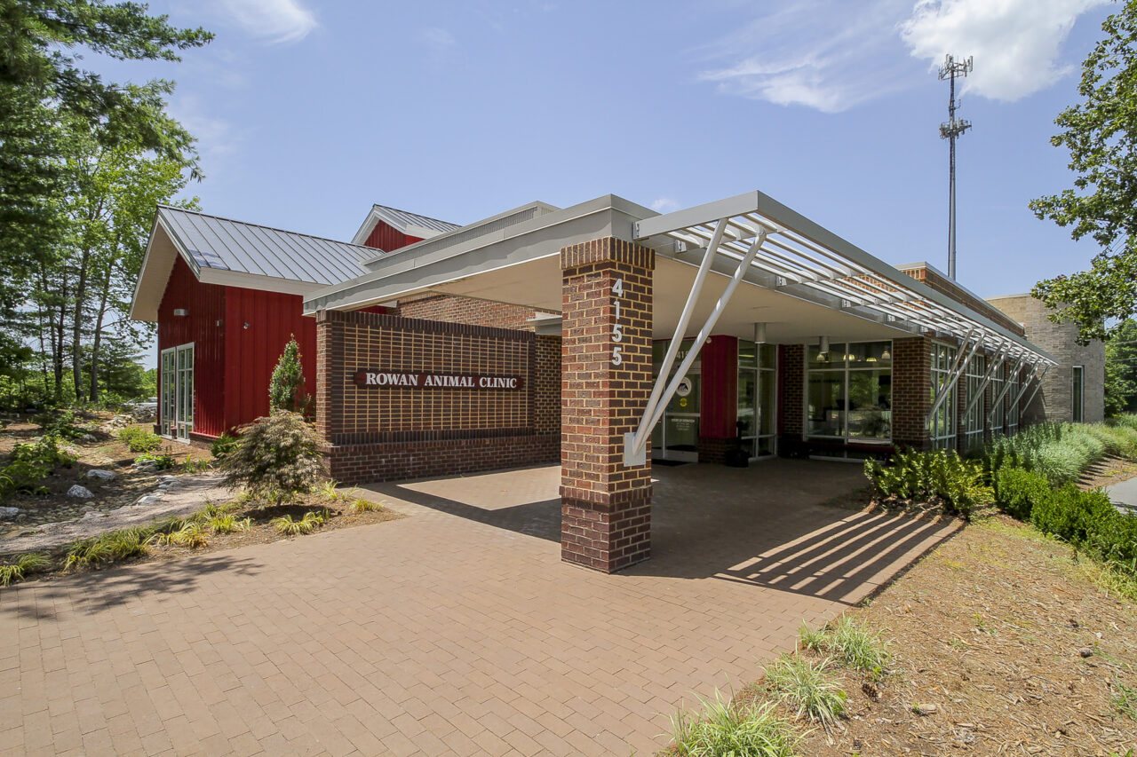 External entrance to Rowan Animal Clinic